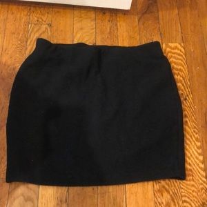 Black stretchy miniskirt
